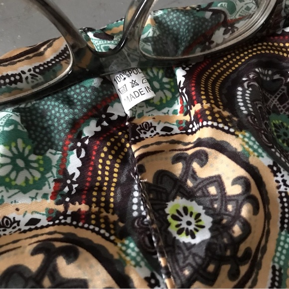 Gold & Green infinity scarf. - Picture 3 of 7